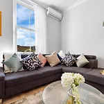 The Notting Hill Villa